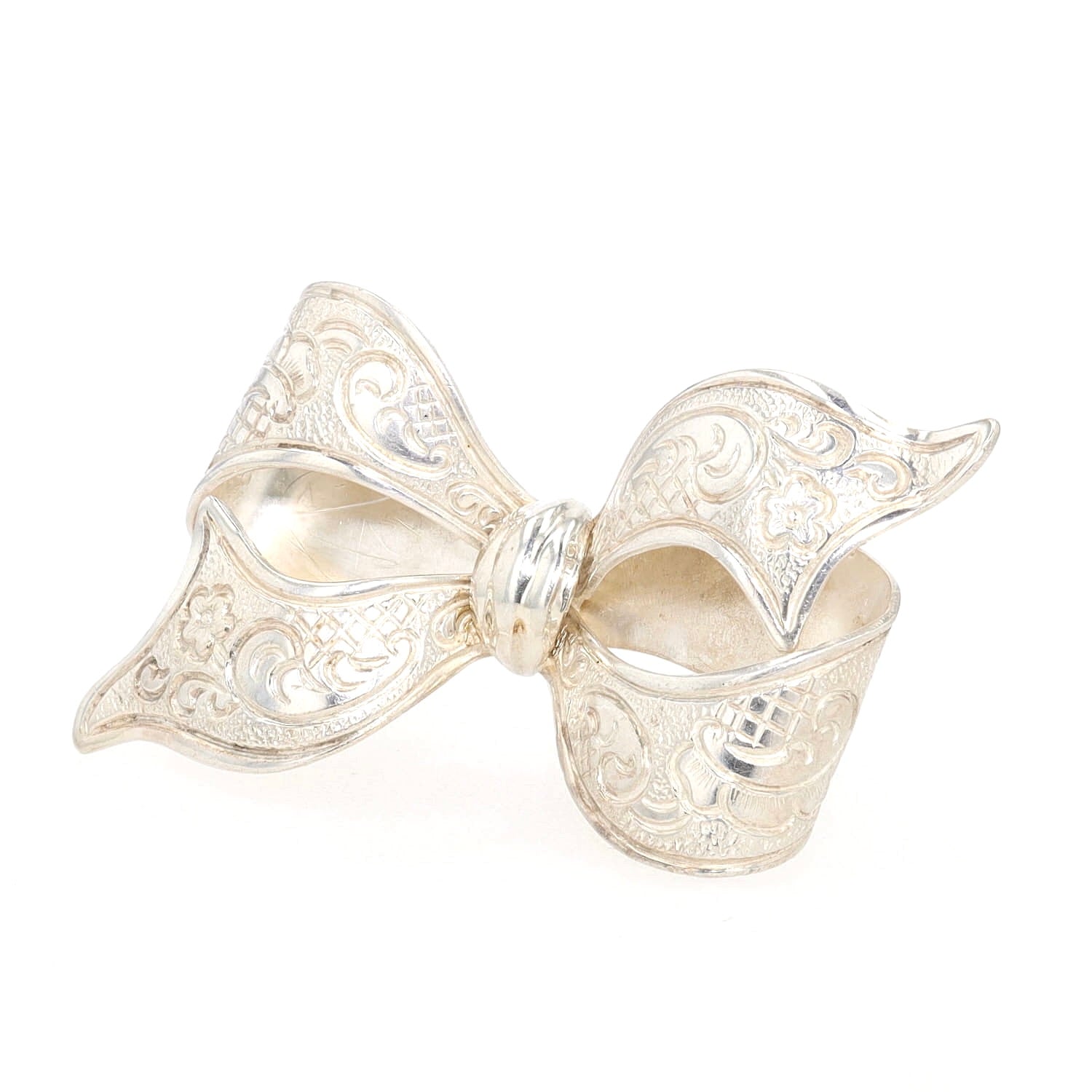 Vintage bow brooch made of 830 silver, standing inks turned