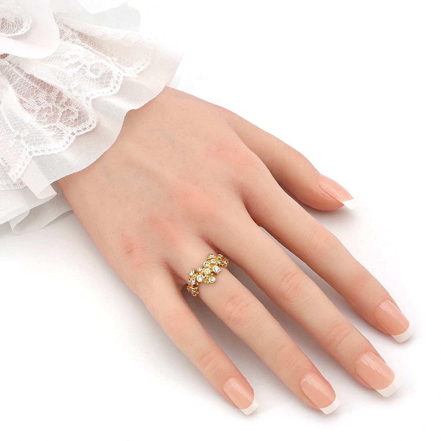 Ring probably by Gilbert Albert in 750 yellow gold with brilliants, on the hand