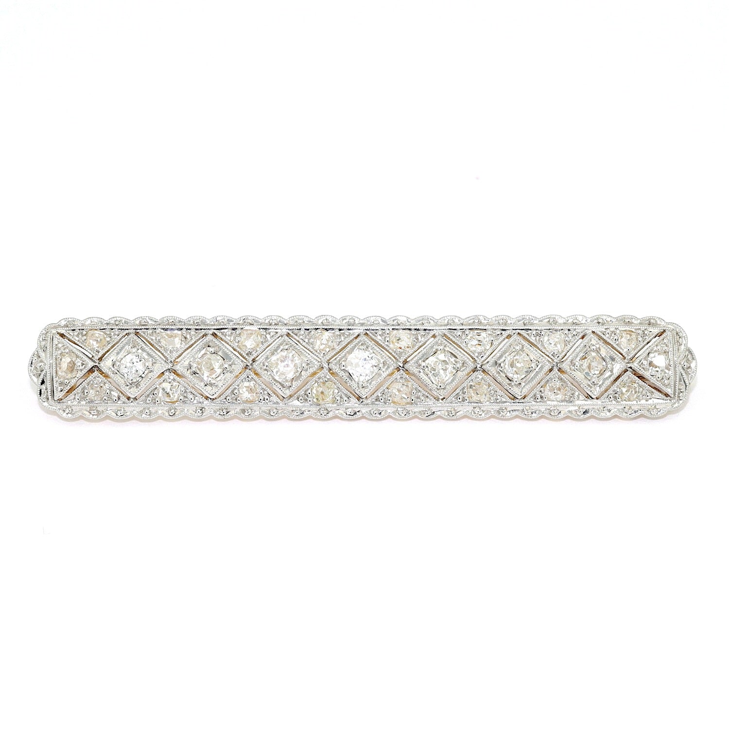 Art Deco bar brooch in 585 yellow gold, platinum-plated with diamonds, lying frontally