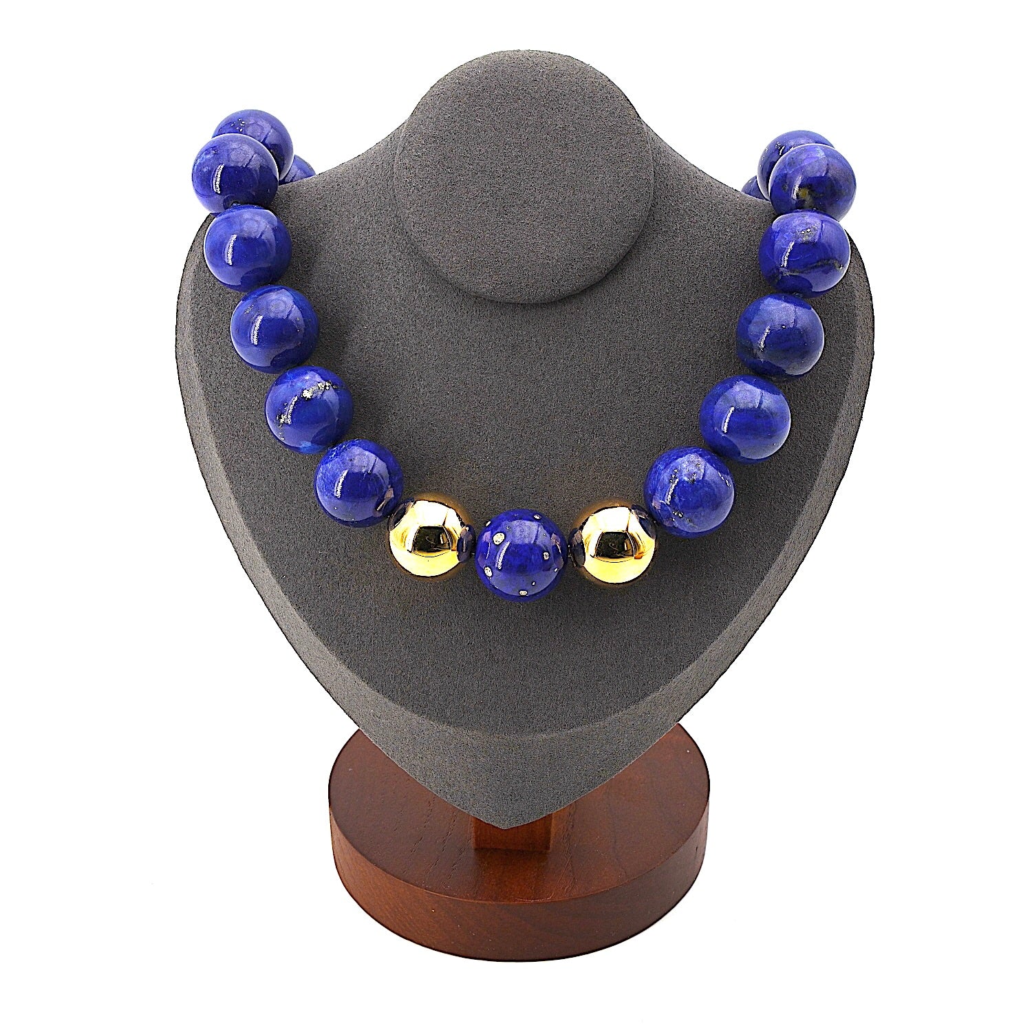 Necklace with large lapis lazuli beads, brilliants and 750 gold, on the bust