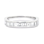 Ring in 750 white gold with diamonds, total approx. 1.2 ct, lying frontal