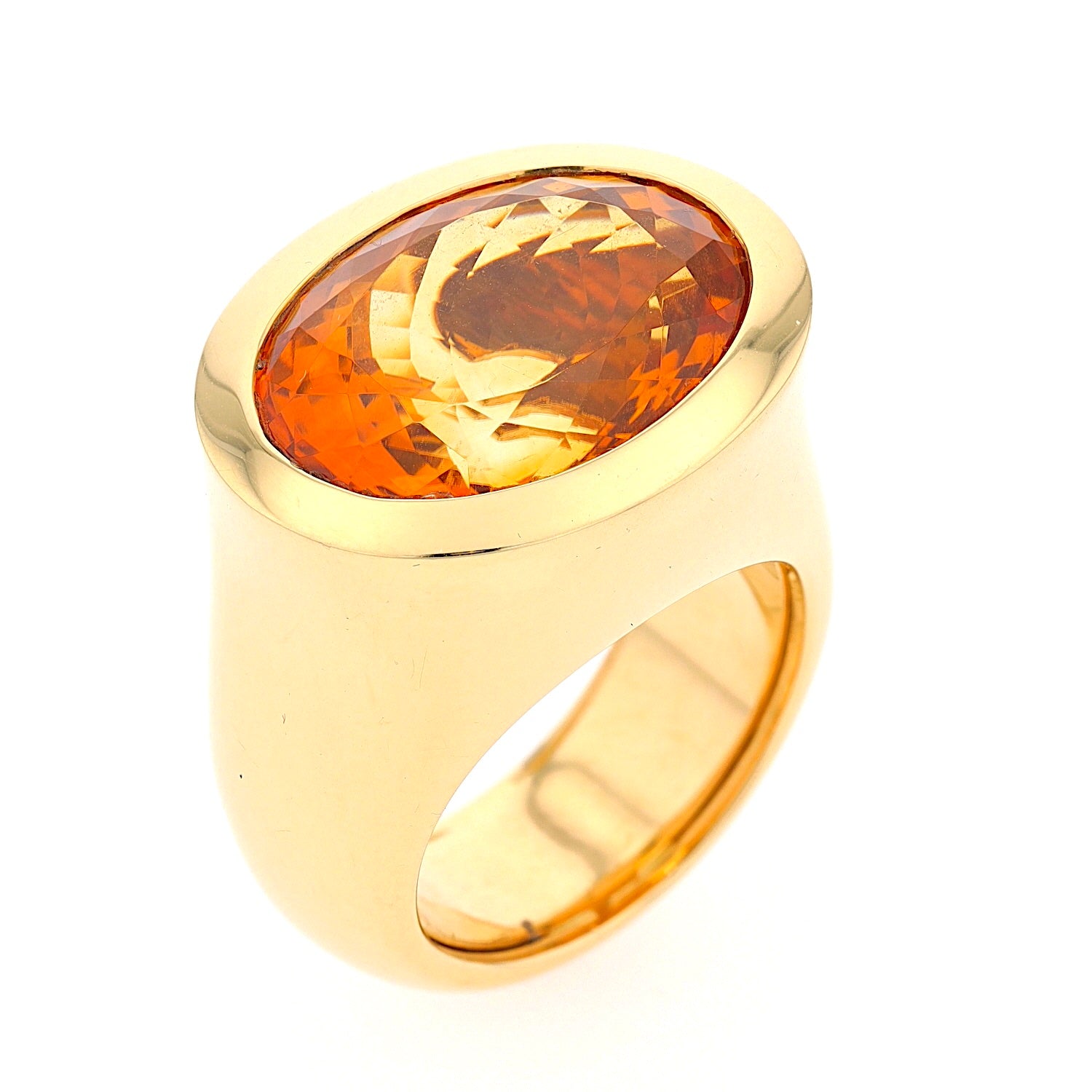 Ring in 750 yellow gold with one citrine approx. 13 ct, standing