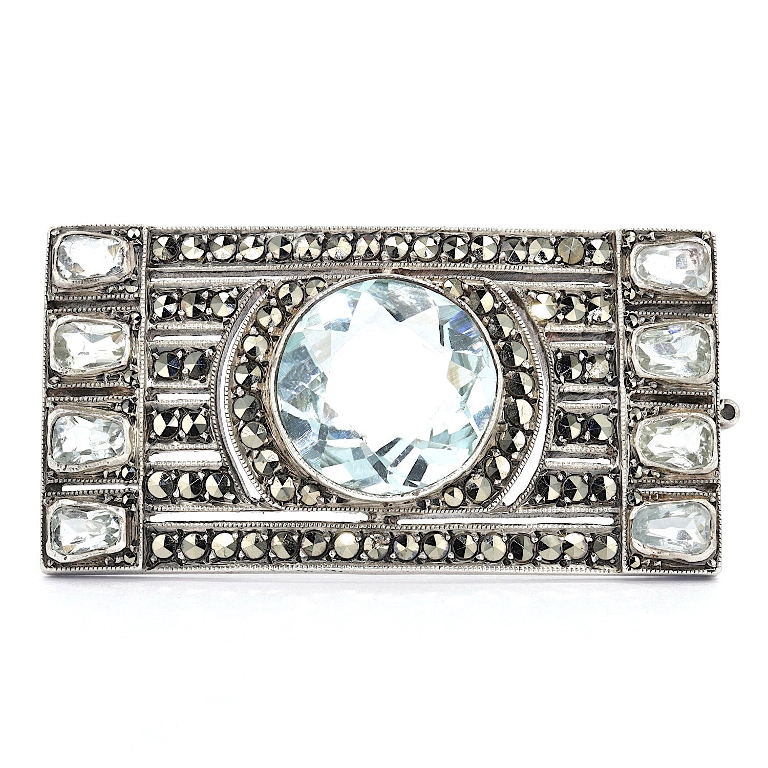 Art Deco brooch in 925 silver with aquamarines and marcasites, lying frontally