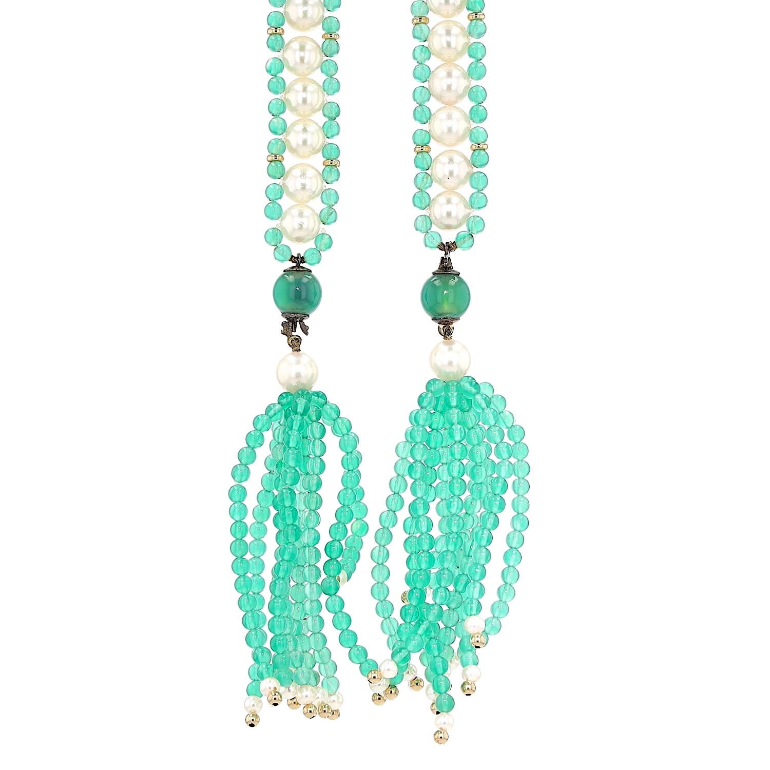 Long cultured pearl necklace with chrysoprase and 585 yellow gold beads, hanging close to the front End pieces with tassels