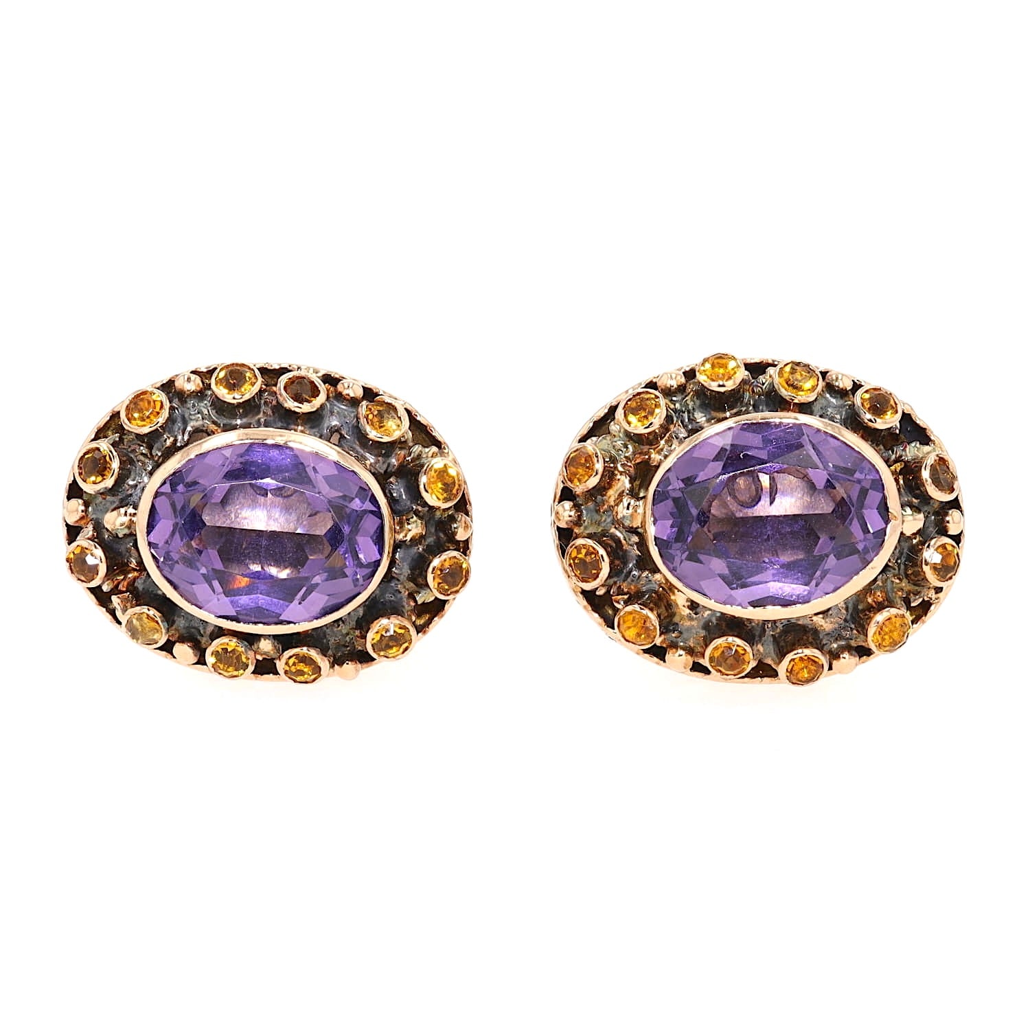 Pair of stud earrings in 750 yellow gold with colorful glass stones, lying frontally