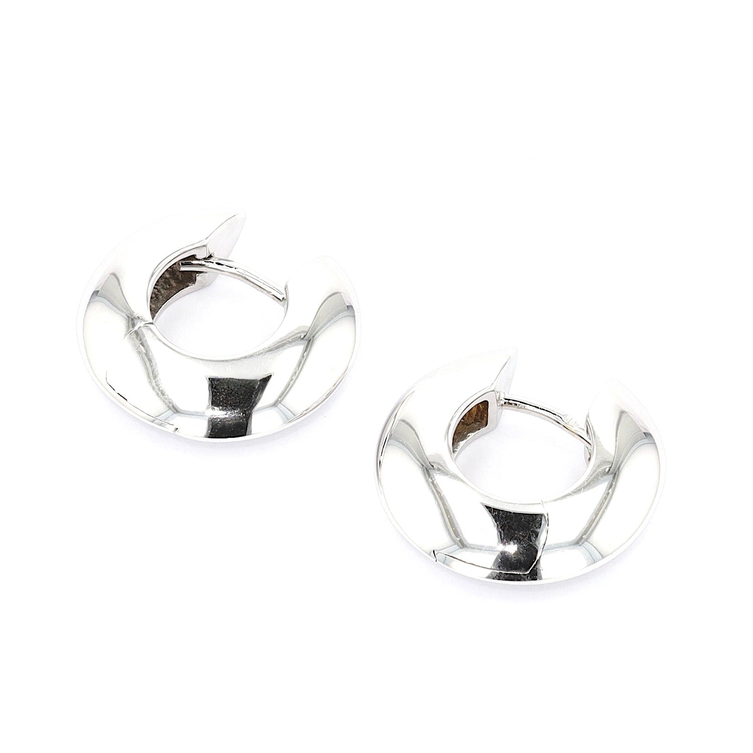 1 pair of hoop earrings in 585 white gold, horizontal top view offset