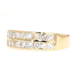 Ring in 750 yellow gold with brilliants and diamonds, turned horizontally to the left