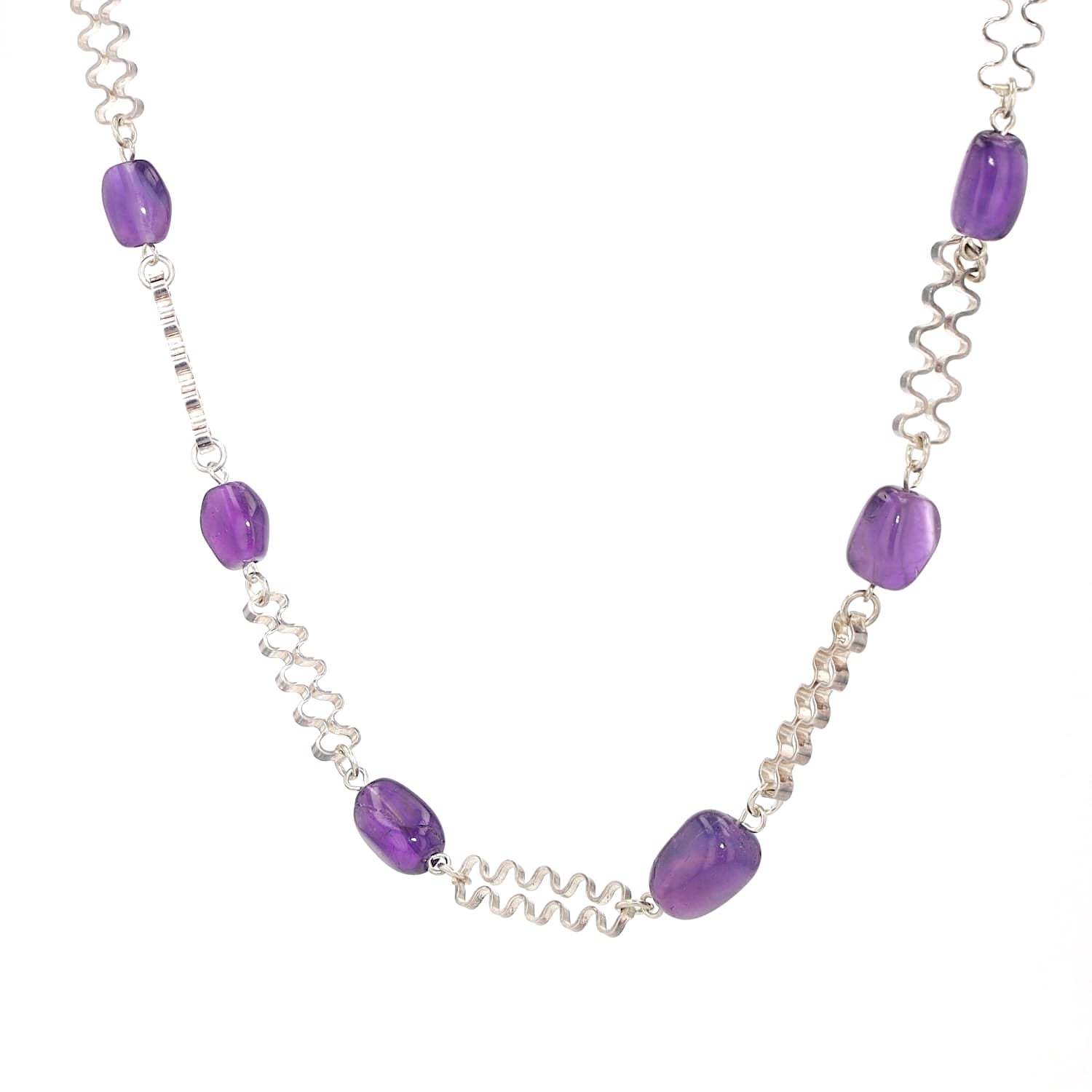 Necklace and bracelet in 835 silver with amethysts, hanging turned to the right