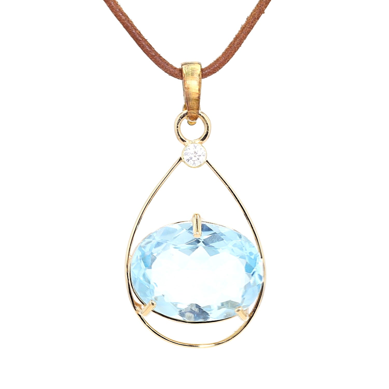 Pendant in 585 yellow gold with a blue topaz and a synth. moissanite, hanging frontally