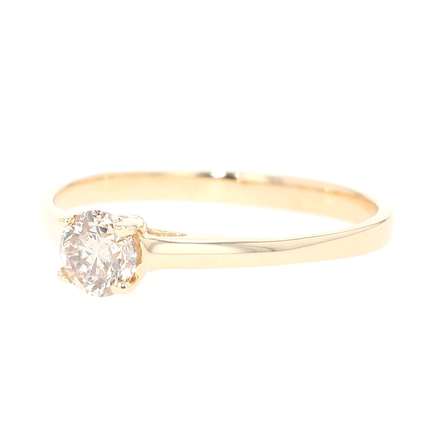 Solitaire ring in 585 yellow gold with a brilliants approx. 0.50 ct, turned horizontally to the left