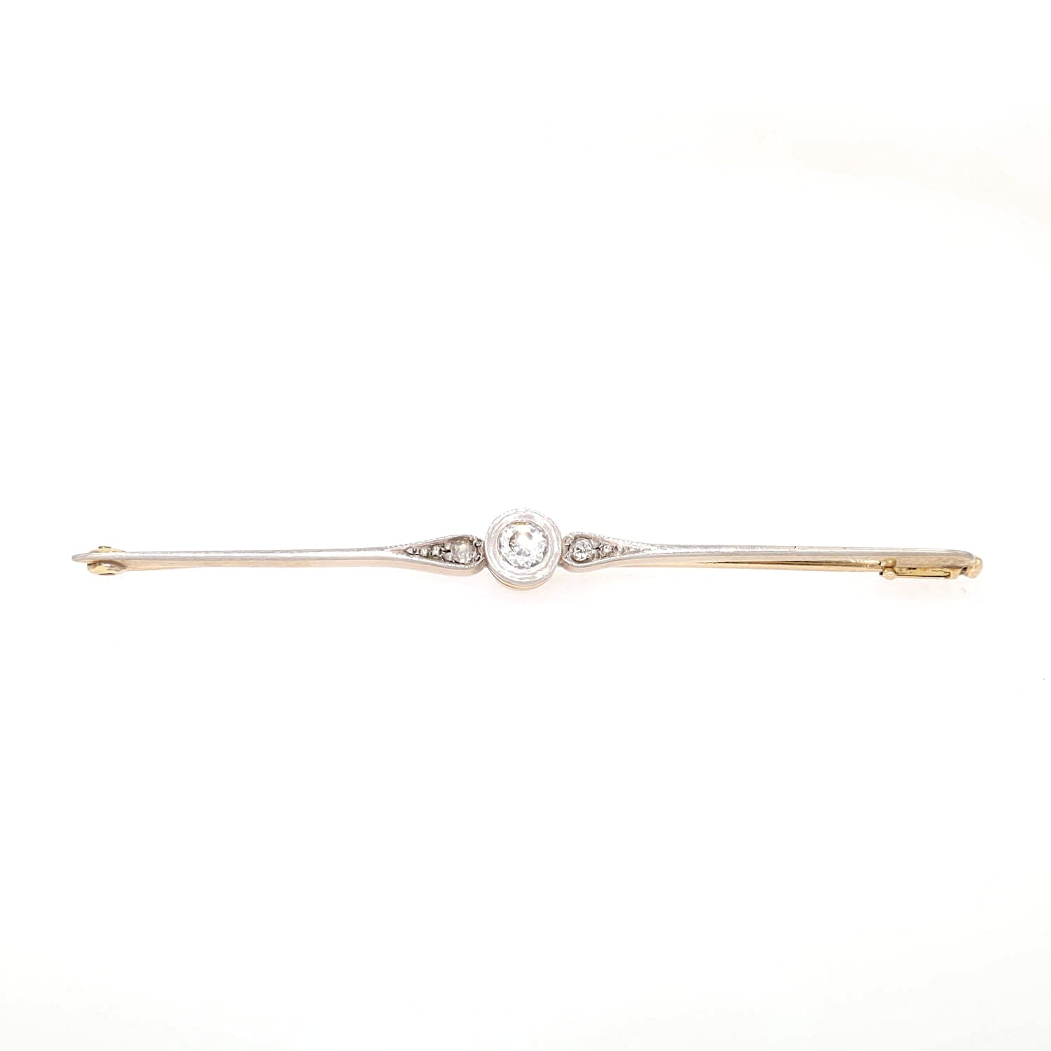 Edwardian brooch in 9 ct yellow gold, platinum-plated with diamonds, lying frontal