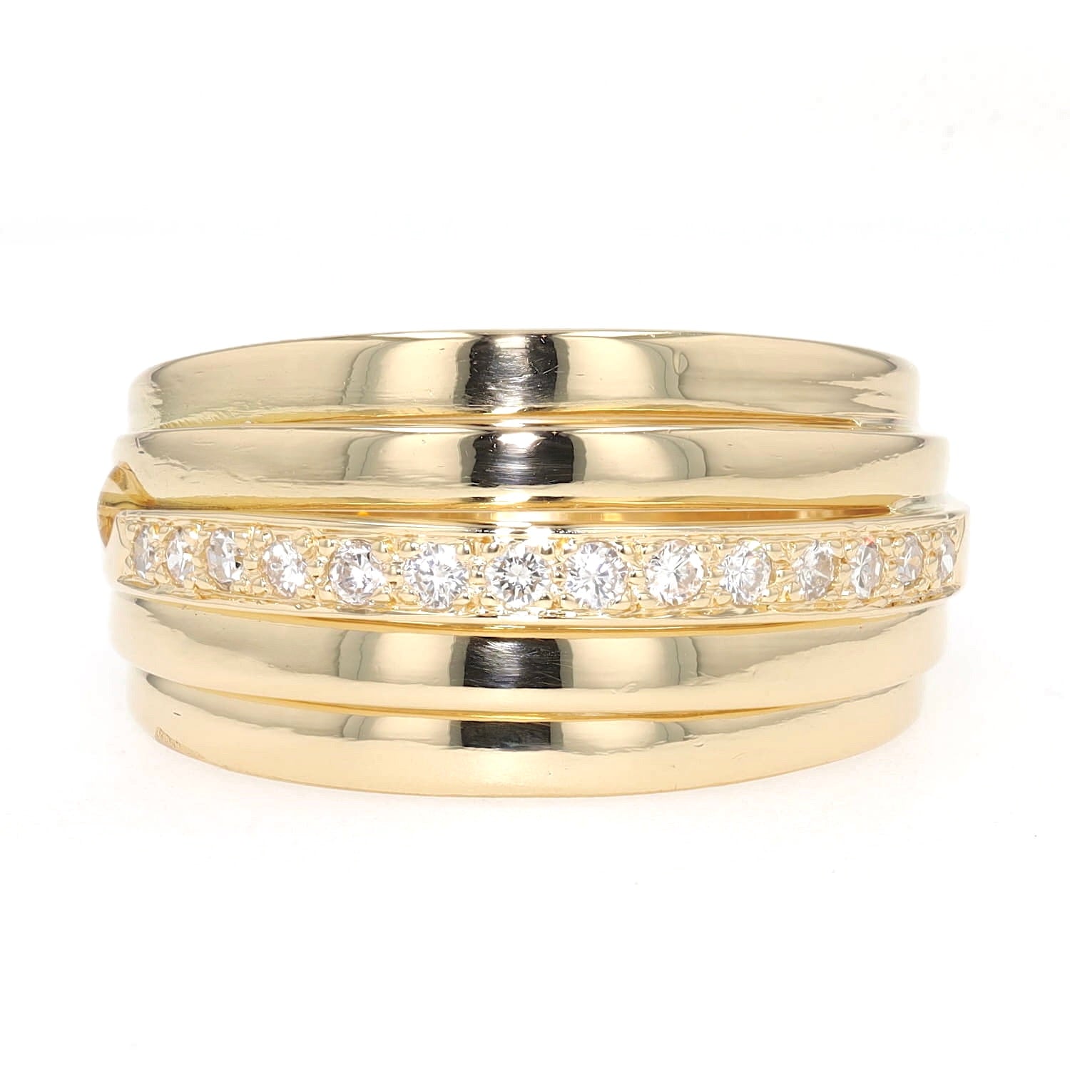 Ring in 750 yellow gold with brilliants and diamonds, lying frontally