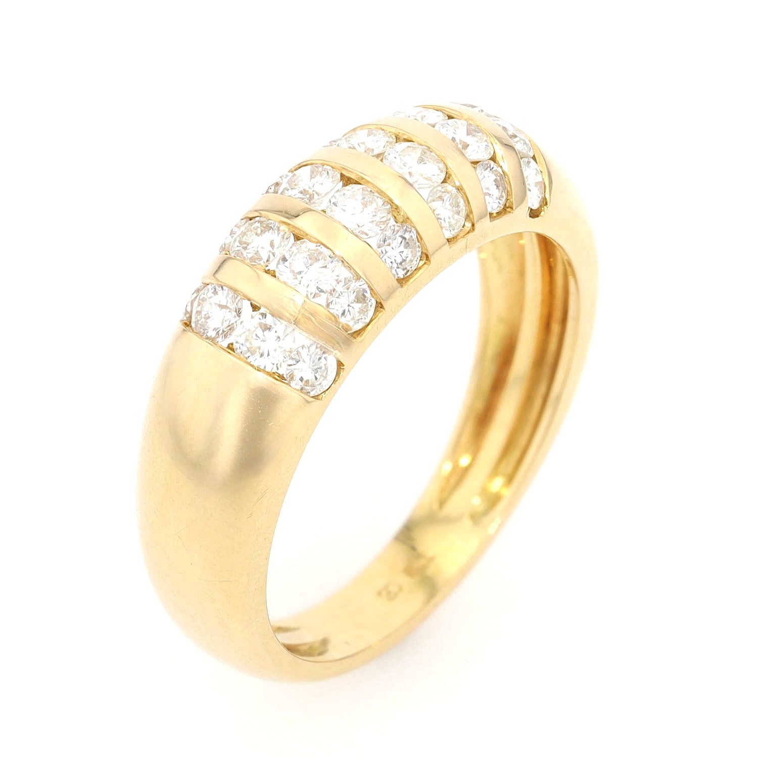 Ring in 750 yellow gold with approx. 0.90 ct brilliants, standing top view