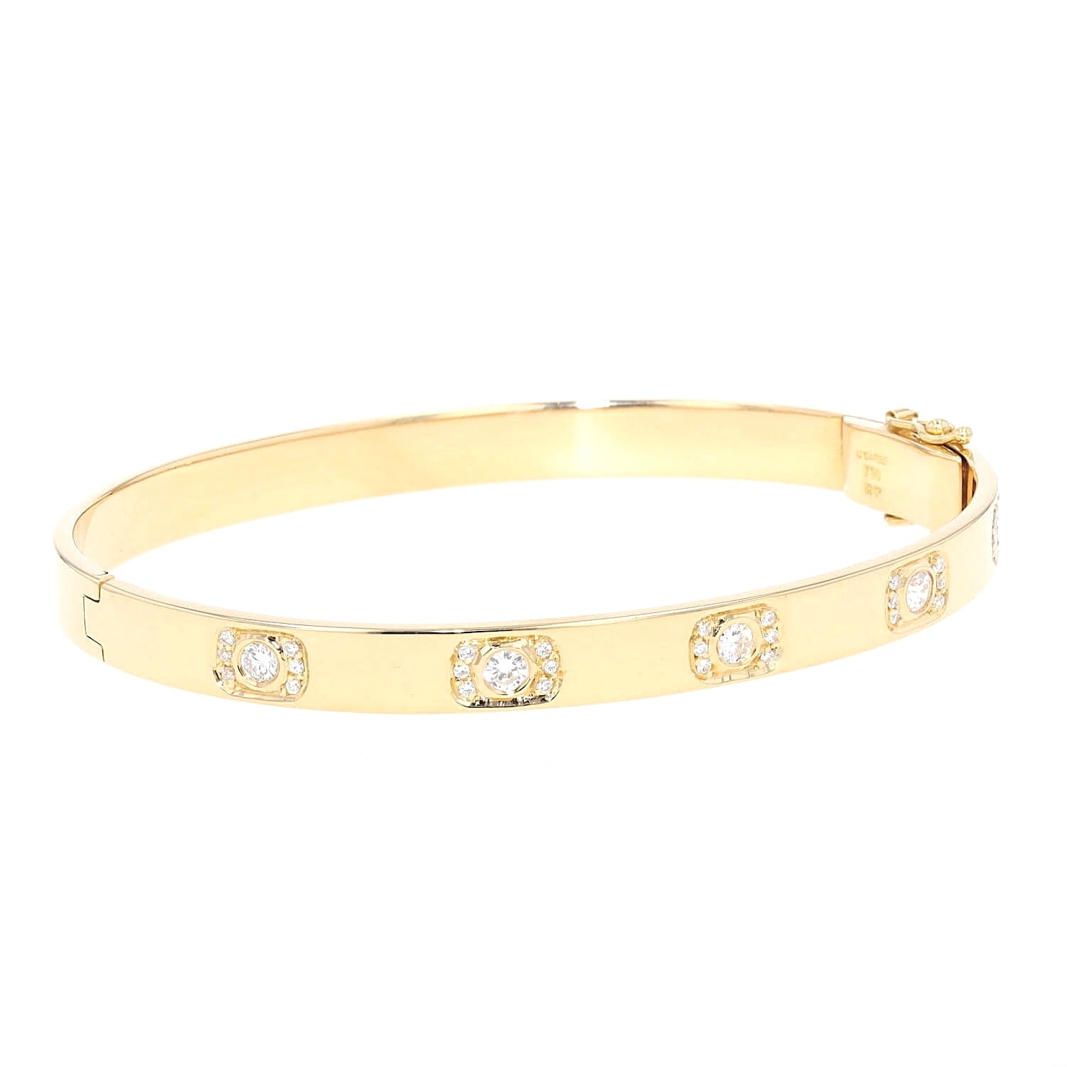 Bangle in 750 yellow gold with a total of approx. 0.60 ct brilliants, turned horizontally to the right