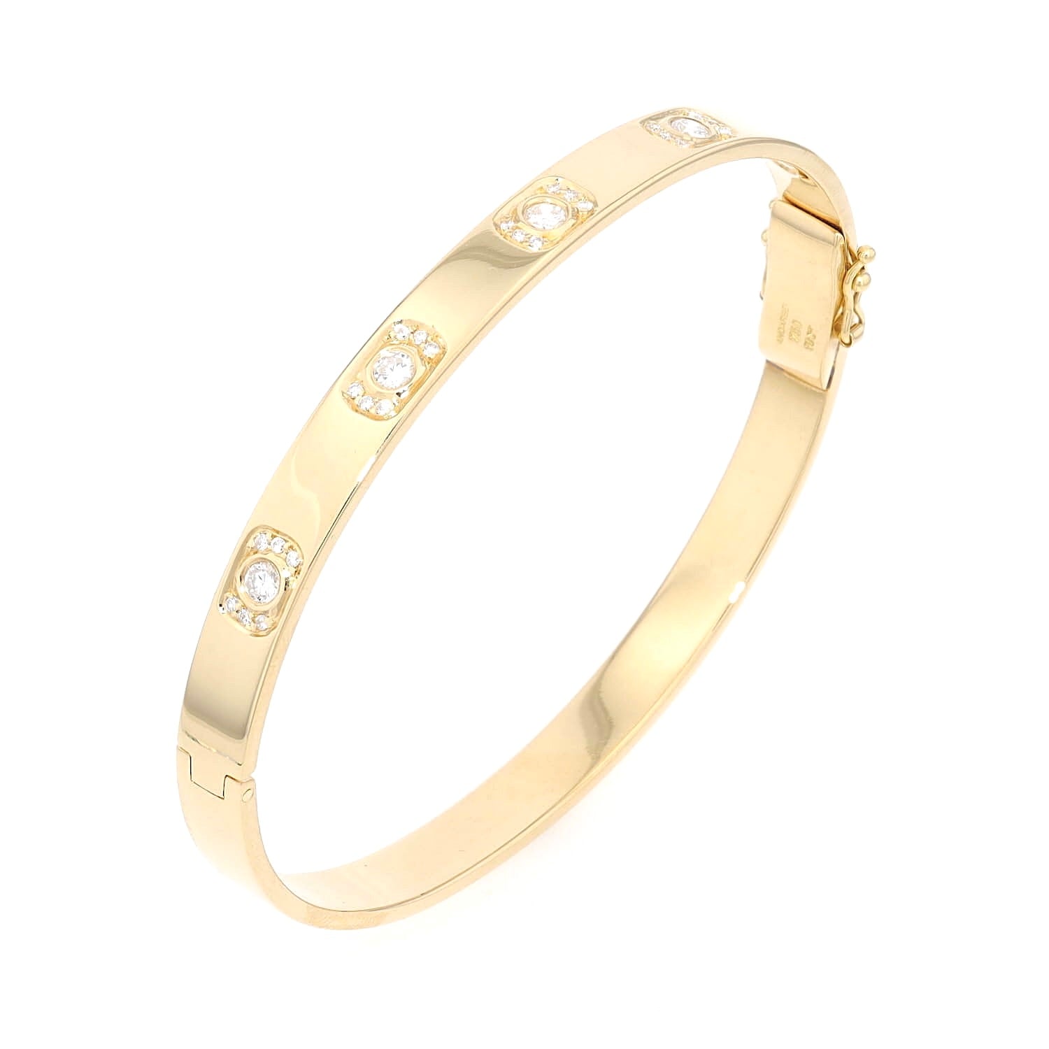 Bangle in 750 yellow gold with a total of approx. 0.60 ct brilliants, standing top view