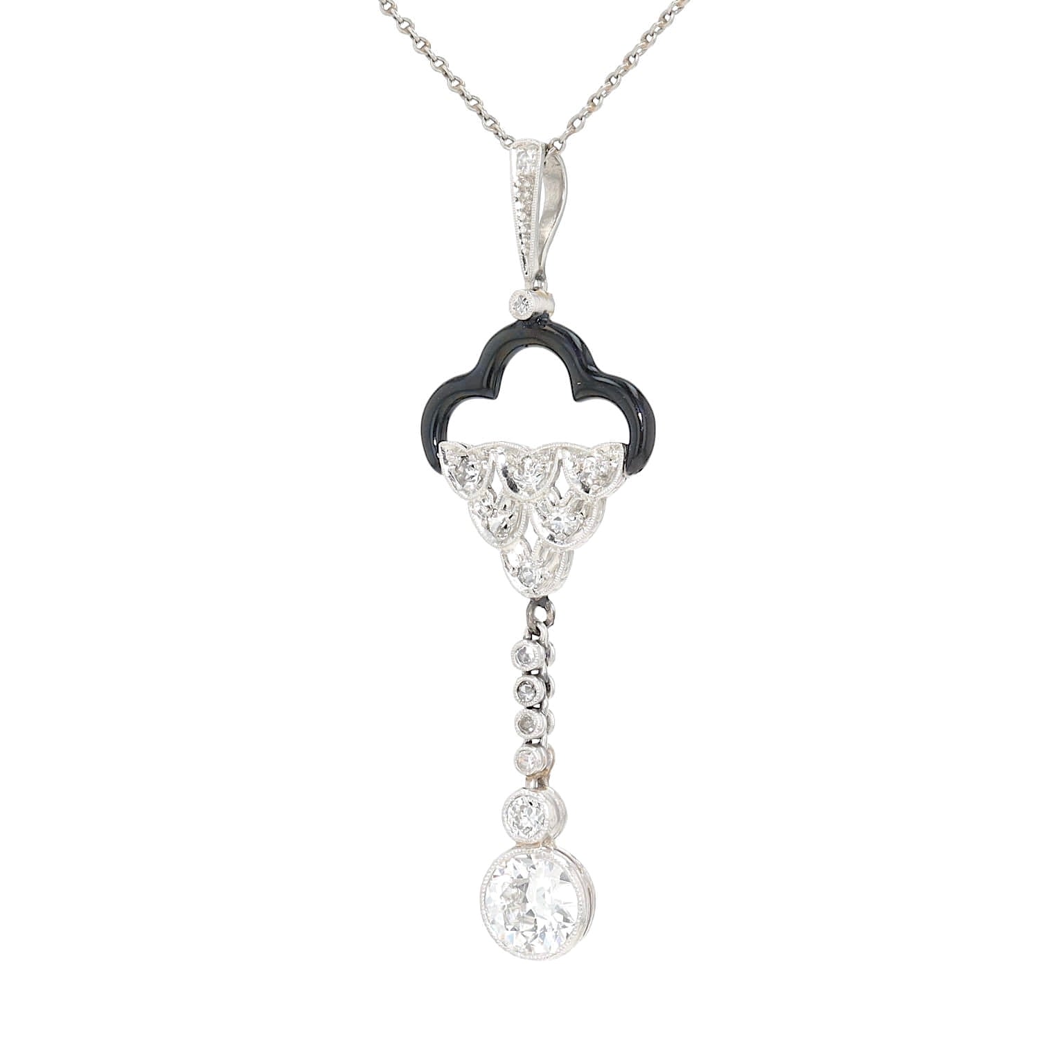 Belle Époque necklace and pendant in platinum with approx. 0.90 ct diamonds and black enamel, hanging twisted to the left