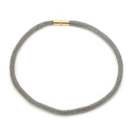 Palladium knitted chain with a lock in 750 yellow gold, horizontal top view
